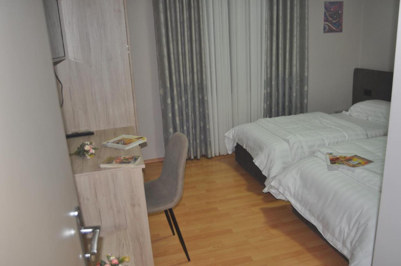 Bliri Myslym Shyri Apartment ติรานา ภายนอก รูปภาพ