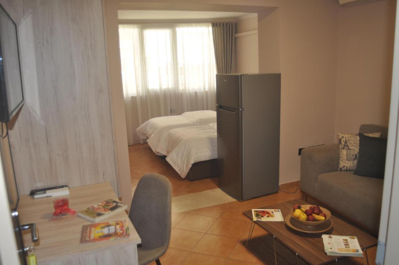 Bliri Myslym Shyri Apartment ติรานา ภายนอก รูปภาพ