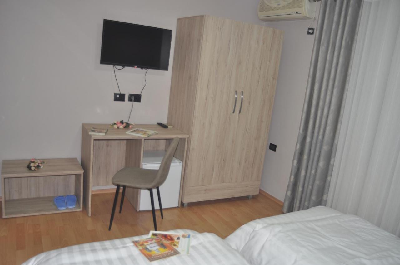 Bliri Myslym Shyri Apartment ติรานา ภายนอก รูปภาพ